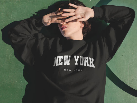 New York NYC Varsity Vintage Crewneck Sweatshirt Black
